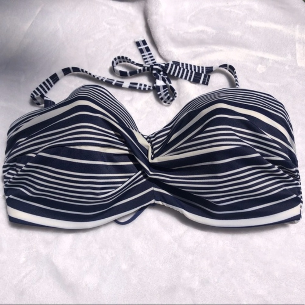 Victoria’s Secret 34DD Navy Stripe Swim Bikini Top